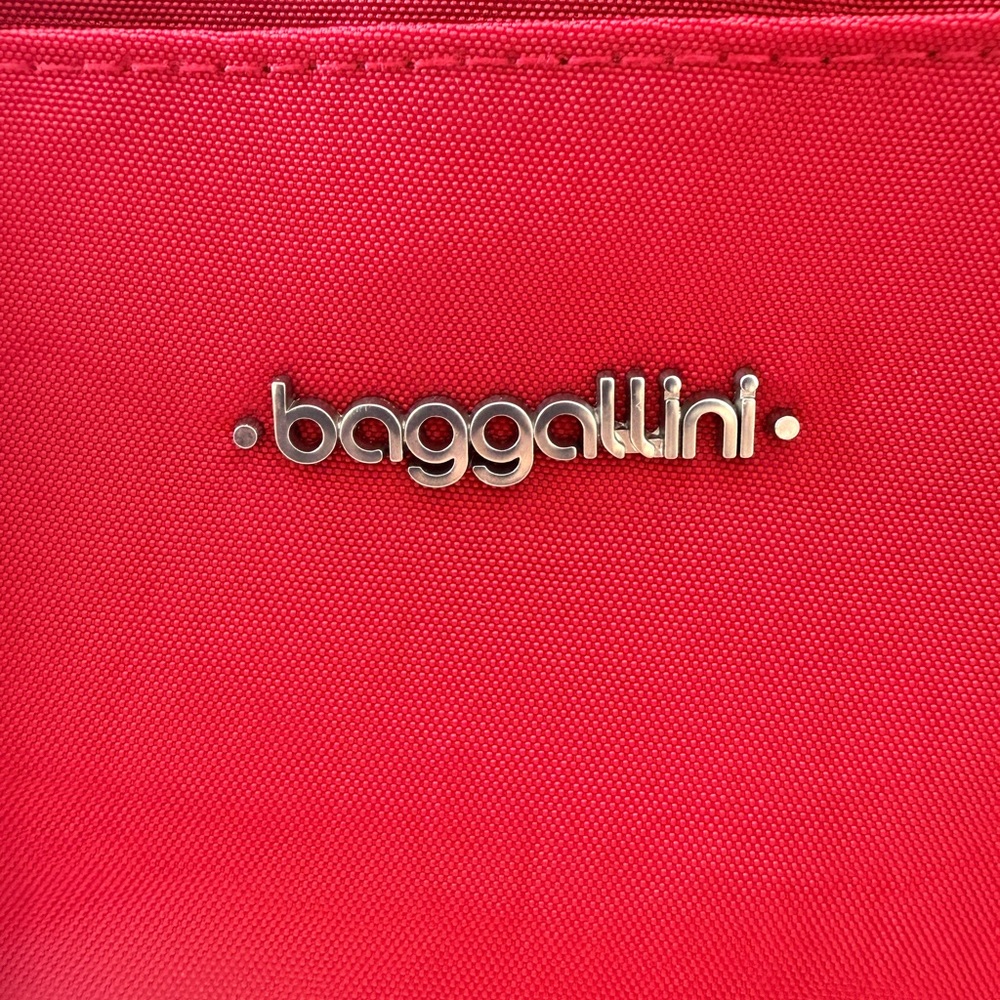 Baggallini Avenue Tote - Red - Picture 4 of 7